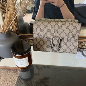 Gucci Dionysus wallet on chain